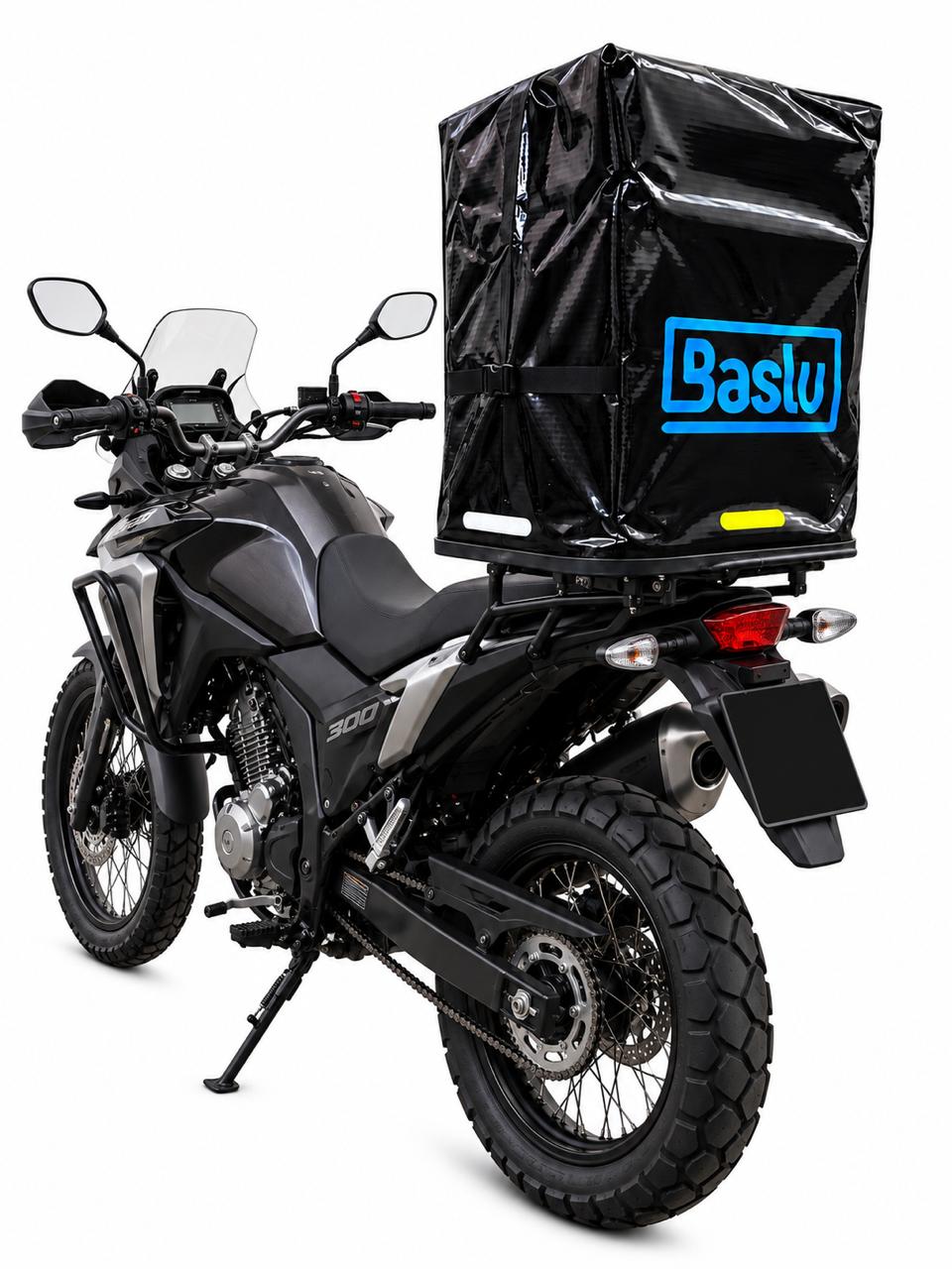 Baú Flexível Baslu instalado sobre bagageiro traseiro da moto
