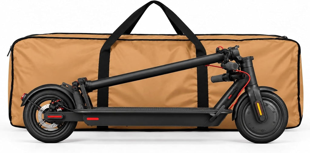 Bolsa porta patinete Baslu caramelo ao lado do patinete elétrico mostrando o tamanho