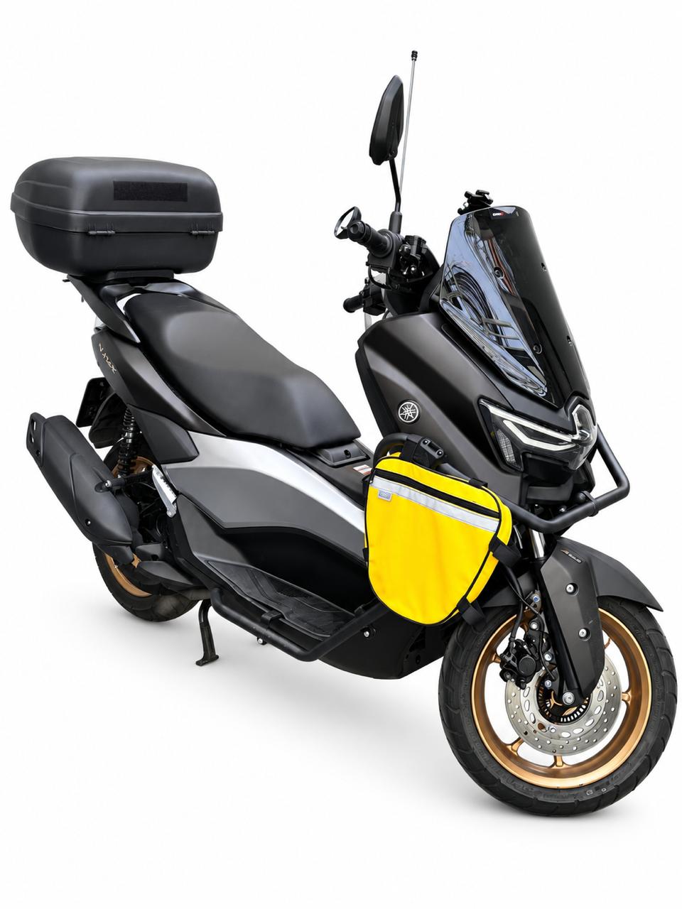 Alforje frontal para carenagem Baslu amarelo instalado na moto
